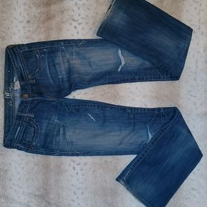 it Medium Wash Boot Cut Low Rise Button Back Pocket Jeans